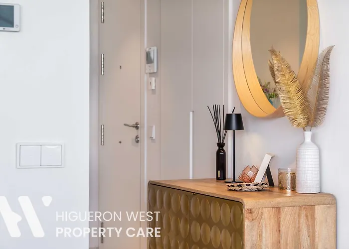 דירה Higueron West Collection - The Blue Horizon By Hwpc פואנגירולה