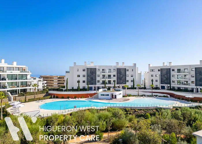 Higueron West Collection - The Blue Horizon By Hwpc פואנגירולה