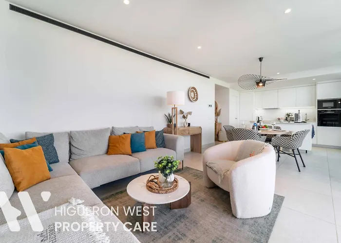 דירה Higueron West Collection - The Blue Horizon By Hwpc פואנגירולה