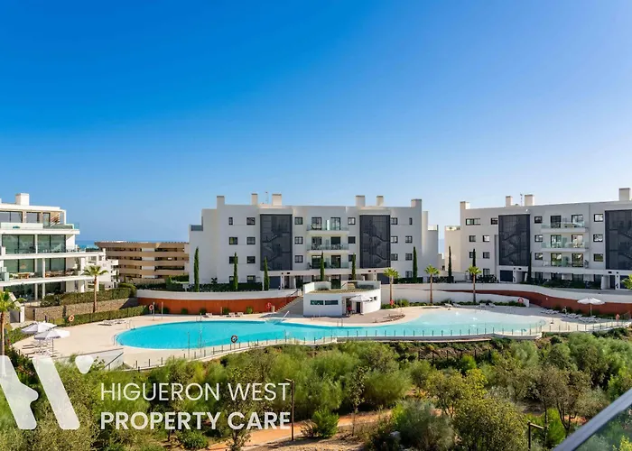 Higueron West Collection - The Blue Horizon By Hwpc דירה פואנגירולה