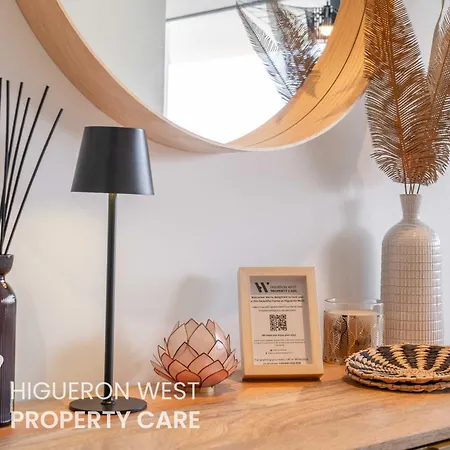 شقة Higueron West Collection - The Blue Horizon By Hwpc *